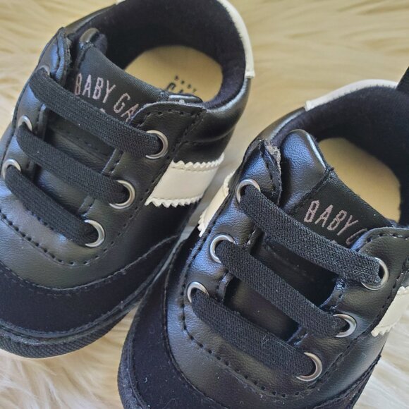 Gap Boy's Black Loafer & Sneaker Bundle SZ 12-18 M - Picture 13 of 14